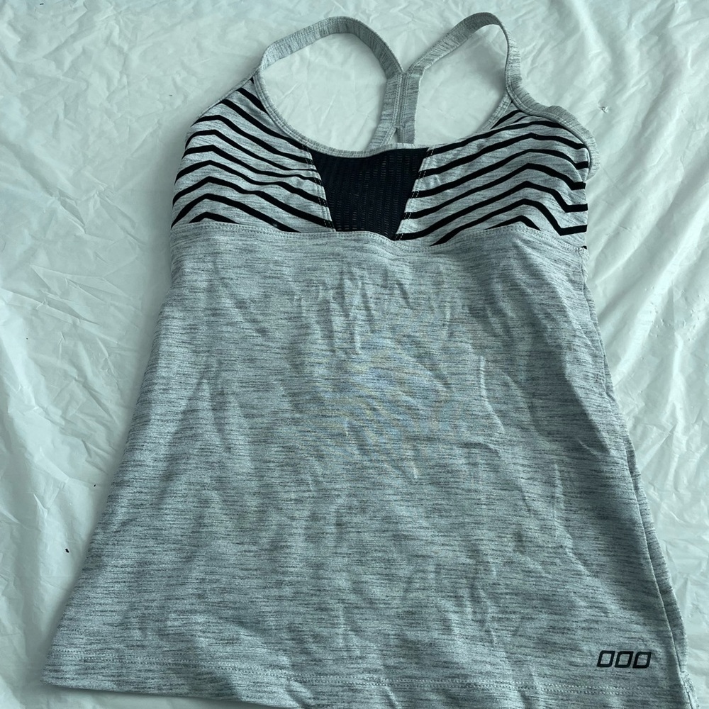 Sport top - Picture 3 of 3